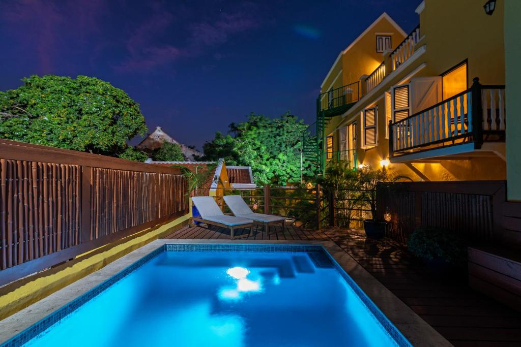 Drift Hotels 3