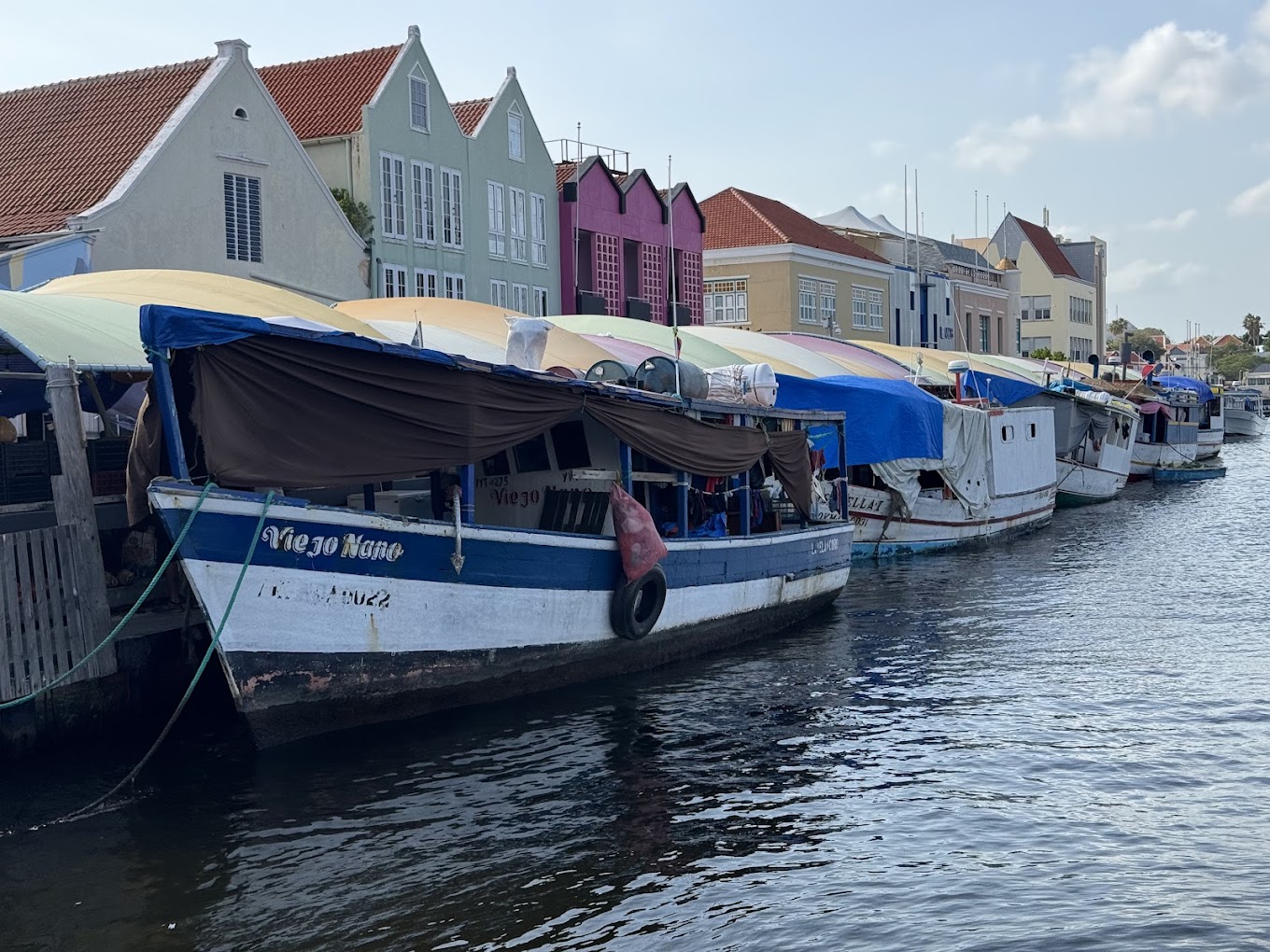 Floating Market (Sha Caprileskade)