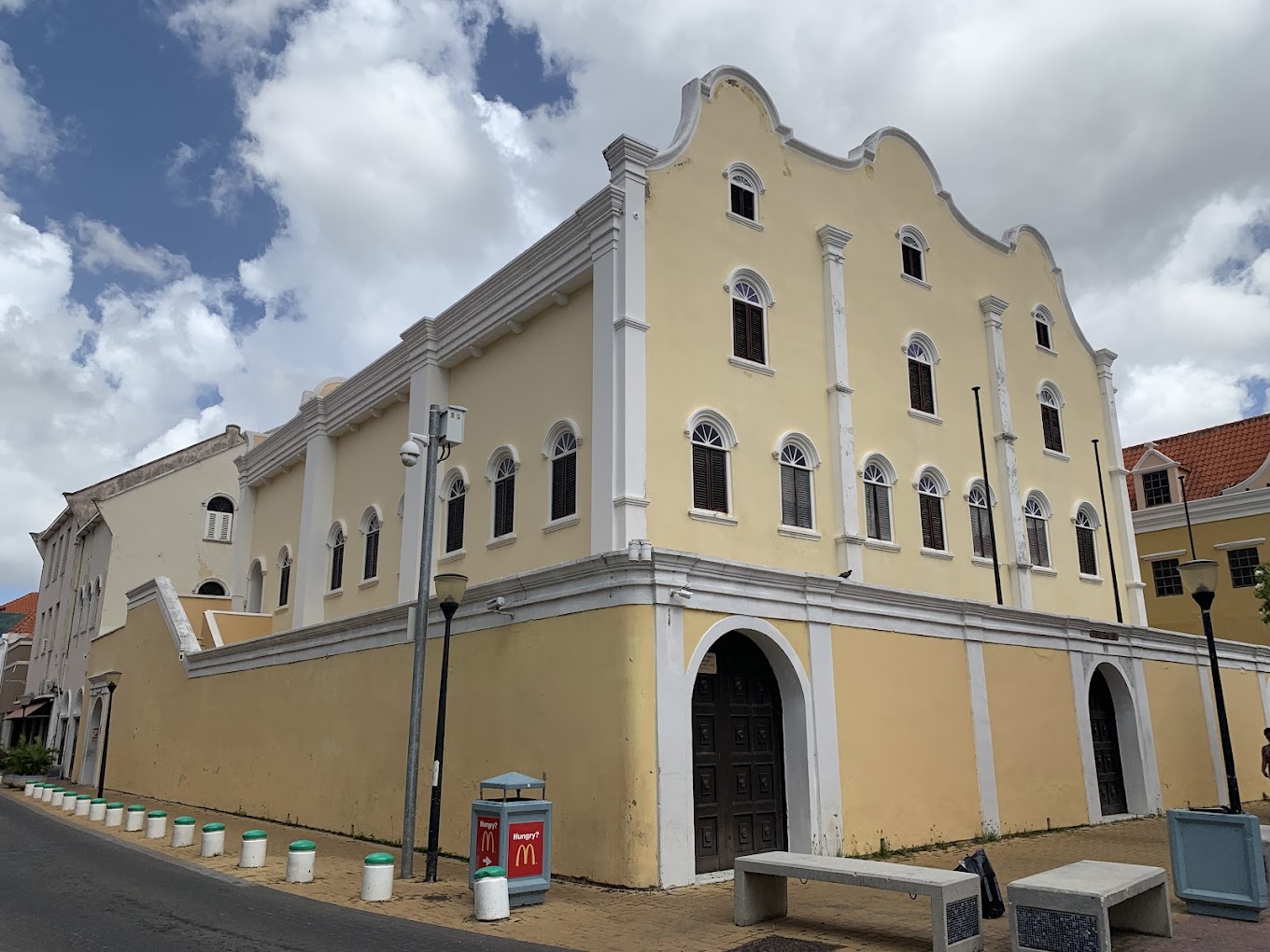Mikvé Israel-Emanuel Synagogue